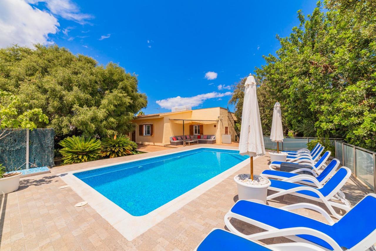 Villa Alcudia Town Exterior photo